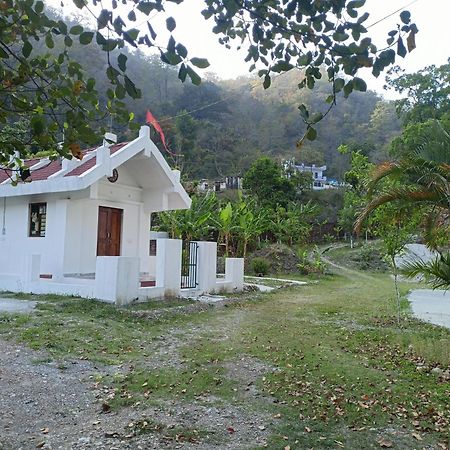 Swami Samarpan Ashram Bed and Breakfast Rishīkesh Eksteriør billede